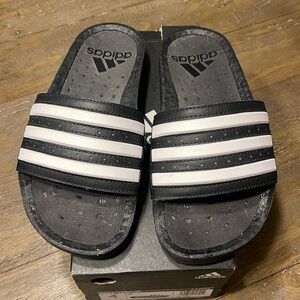 Adidas adilette boost slide